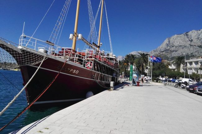 makarska vyletni lod calypso